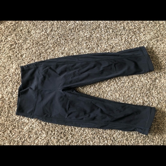 Lululemon crop leggings (high waisted) - Picture 4 of 4